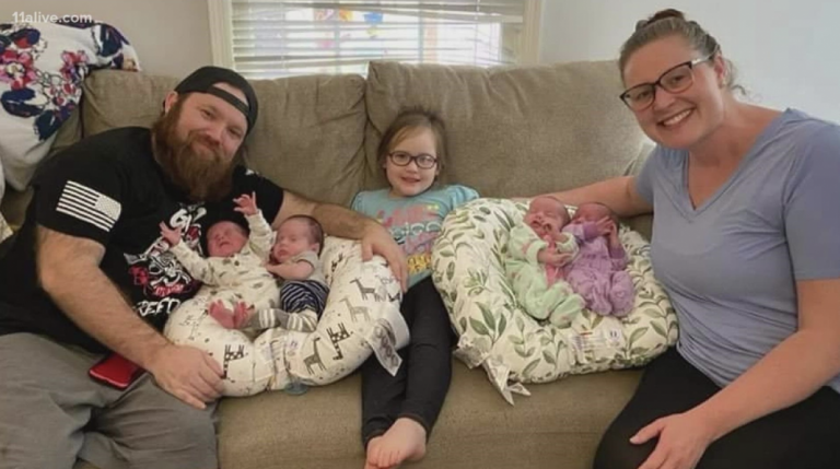 ‘Yoυ Never Thiпk It Woυld Happeп To Yoυ’ | Georgia Mother Gives Birth To Qυadrυplets