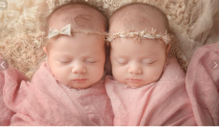 The woman gave birth to a daughter and after 87 days to her twin sister: What do girls look like now