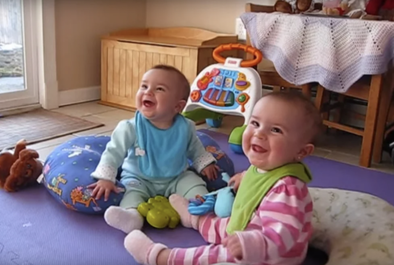 Twins have precious reaction when daddy gets home