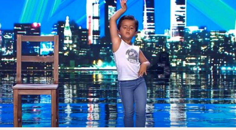 The 6-year-old boy showed everyone how the real show must be done. His charisma is unreal