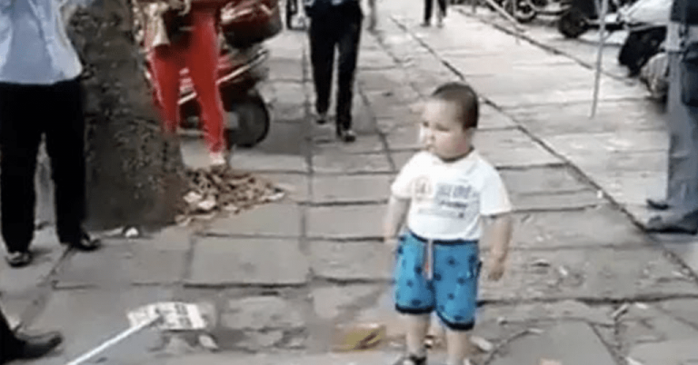 Tiny Toddler Comes To Grandma’s Rescue