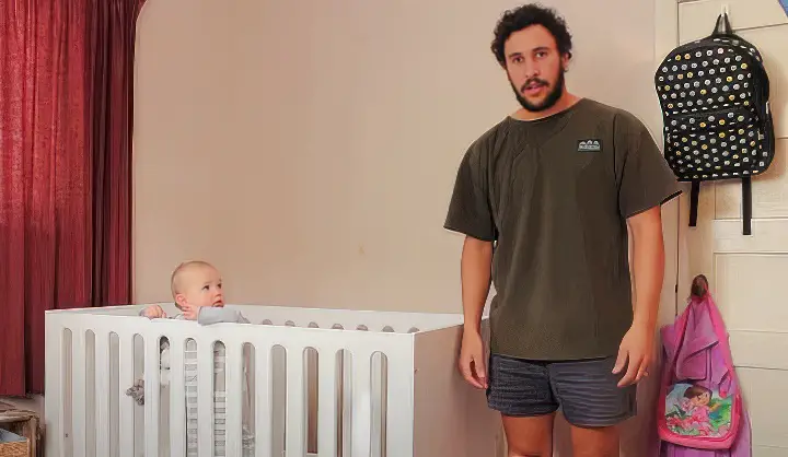 It’s Dad’s Turn to Put Baby to Sleep – Watch Baby’s Hilarious Response