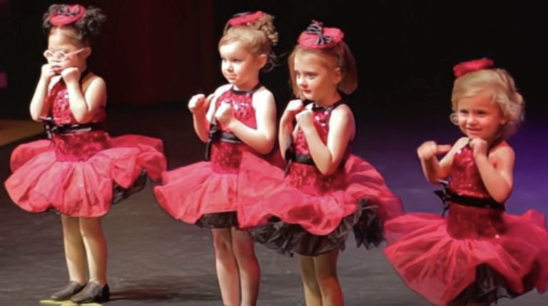 4 Little Girls Line Up for Dance Recital – But Watch the One on Each End