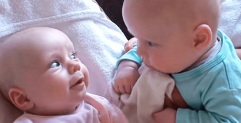 20,000,000 views this joyful conversation between two babies took the internet by storm