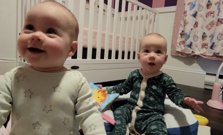 Twins Get A Surprise! The Twins’ Adorable Reaction When Their Dad Returned