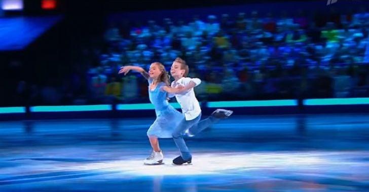 Young Ice Skaters Gracefully Glide To “Hallelujah” In Magical Performance