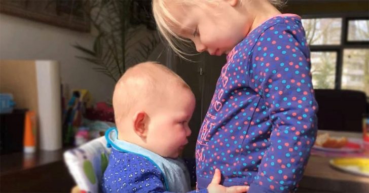 Baby Sister Hates To Cuddle, Mom Records Heartfelt Moment She Finally Comes Around