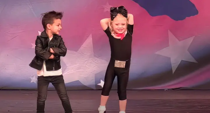 4-Yr-Olds Perform Adorable Dances From ‘Grease’ and Win Everyone’s Heart