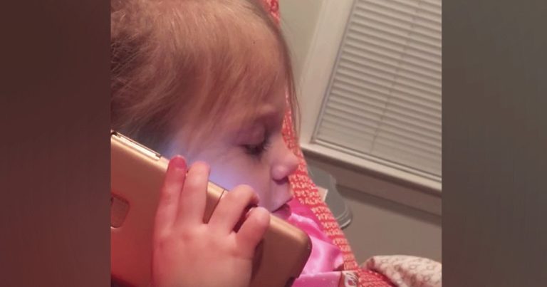 Little Girl Leaves Hilarious Voicemail For Grandma After She Doesn’t Answer The Phone