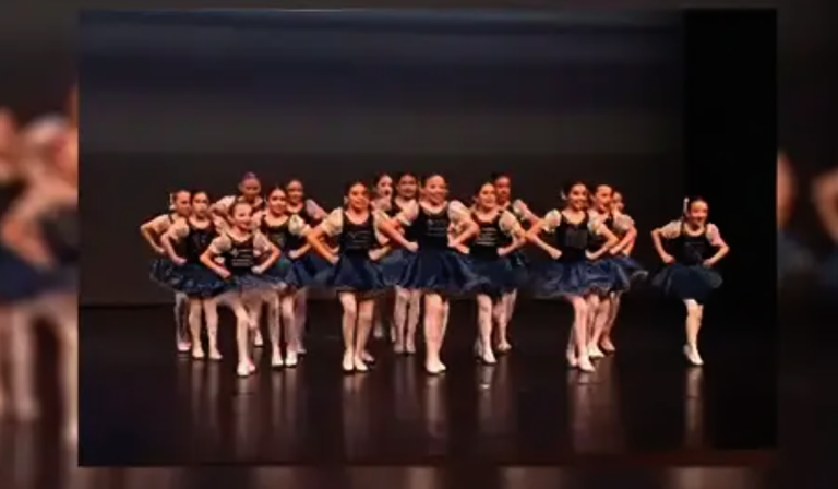 Tap-Dancing Teens Wow the Crowd with ‘Zorba the Greek’ Routine