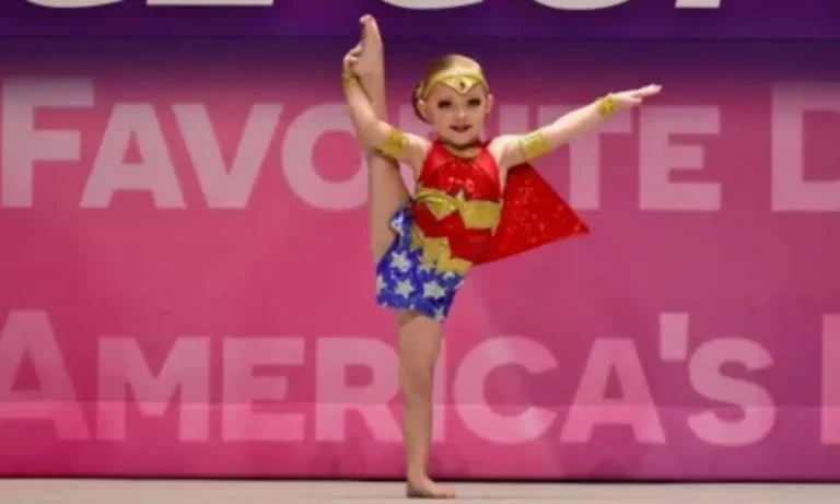 4 Yr Old Wonder Woman Sets the Stage on Fire as She Does the Most Spectacular Dance Ever!