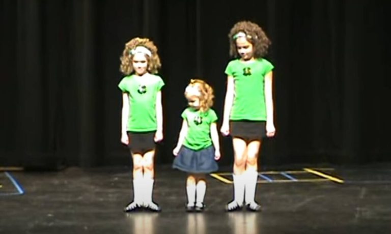 Fast Reel Irish dance performance by three very talented girls. They will make your day!