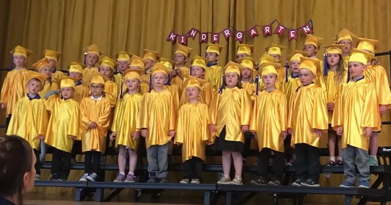 Kindergarten Class Sings Parody Of ‘Don’t Stop Believing’ At Graduation And It’s Amazing