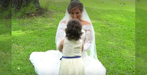 Bride Stay Playing With A Little Girl Before Her Wedding Starts Some Time After She Knows Her Identity