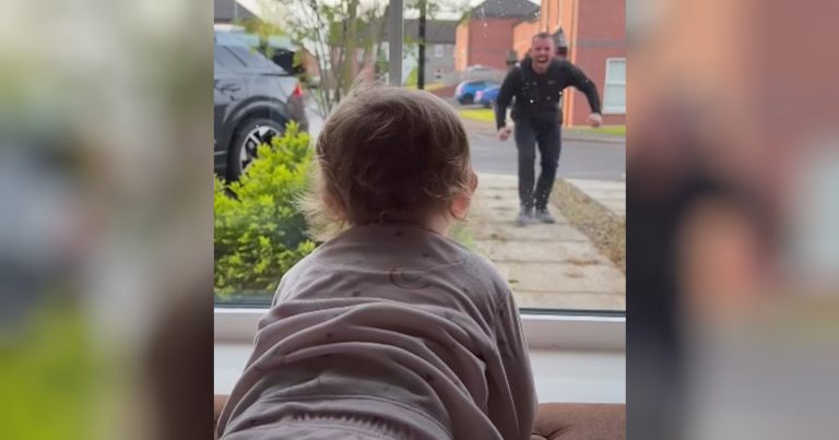 Toddler’s adorable reaction to daddy coming home melts millions of hearts