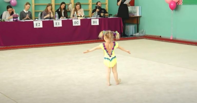 Teeny gymnast melts hearts with routine that earns her 1st place