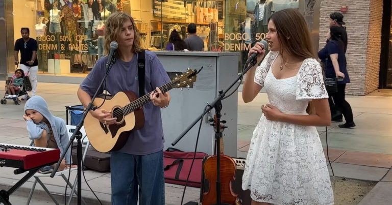 Two teens blend their talents covering “When I Was Your Man” in middle of town’s square