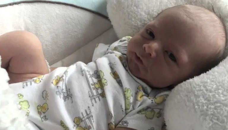 You can’t take this much cuteness in one dose! The cutest morning routine with a newborn baby